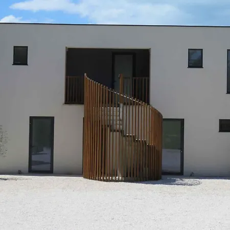 3 Pieces 4-6 Personnes, Clim, Terrasse Et Piscine * Agde