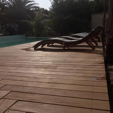 3 Pieces 4-6 Personnes, Clim, Terrasse Et Piscine * Agde